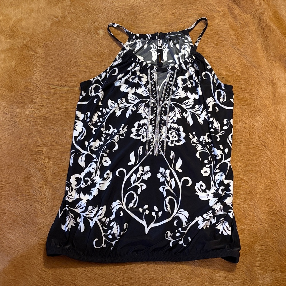 Floral Black and White Women's Top